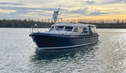 Pre owned Linssen Grand Sturdy 43.9 Sedan ref 3092